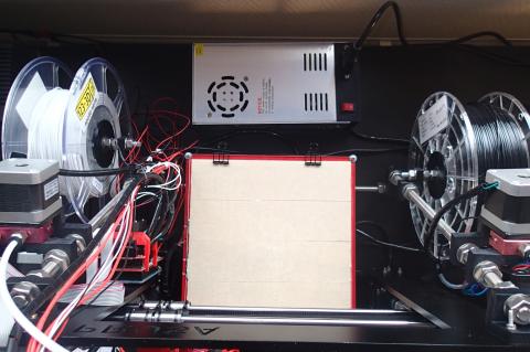 Dual filament spool holder